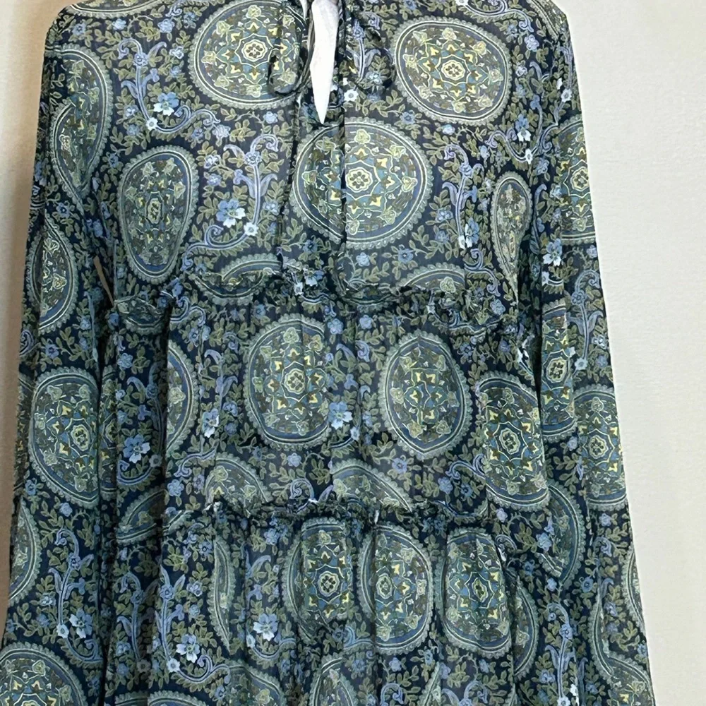 LOFT | Size Medium Ruffled Sheer Patterned Blouse - Picture 2 of 6